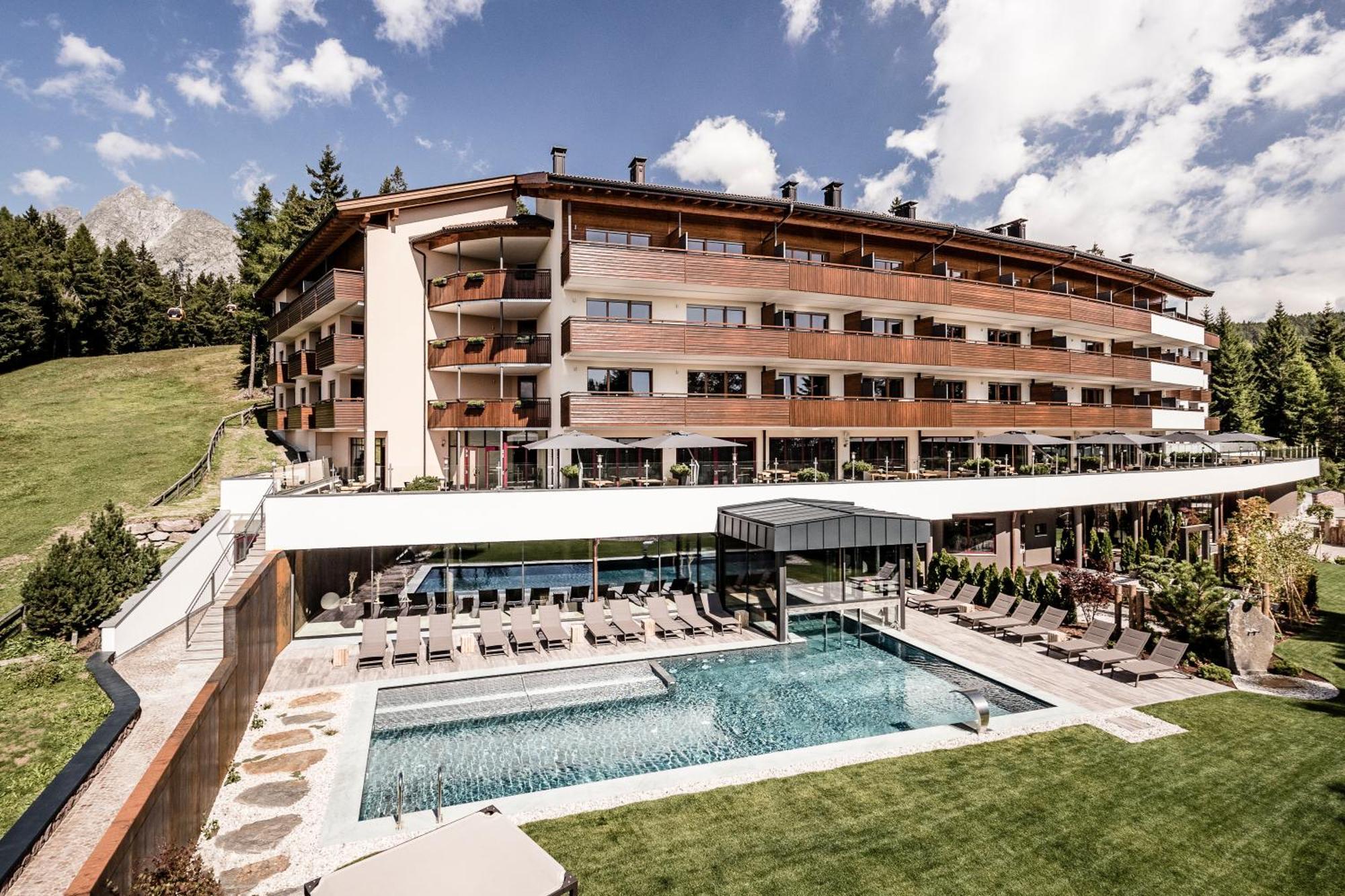 Josef Mountain Resort Avelengo Kültér fotó